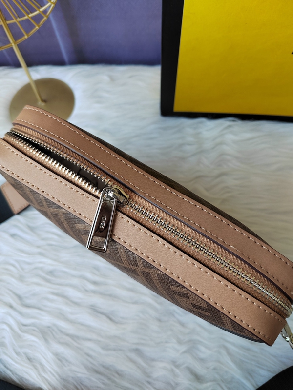 スーパーコピーブランドバッグ素材ディテール